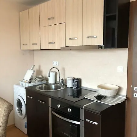 Park Lane Lux فندق بوموري