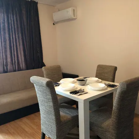 فندق Park Lane Lux 4*