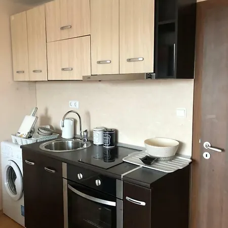 Park Lane Lux فندق بوموري
