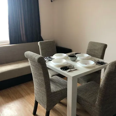 Park Lane Lux فندق بوموري
