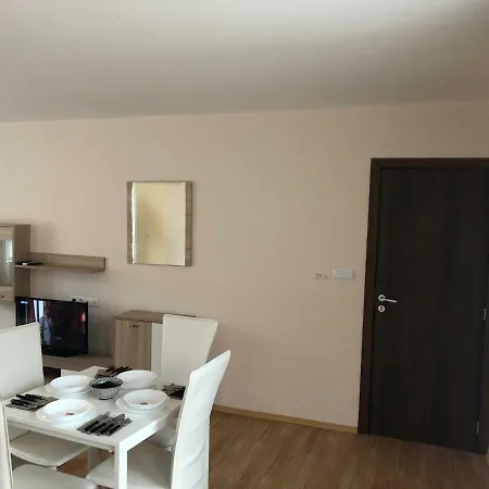 Park Lane Lux فندق