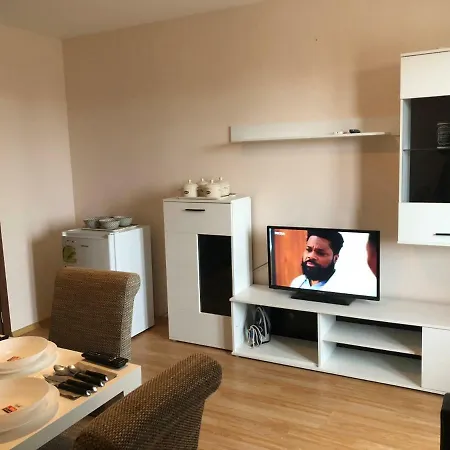 Park Lane Lux فندق بوموري