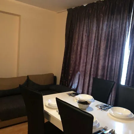 Park Lane Lux فندق 4*